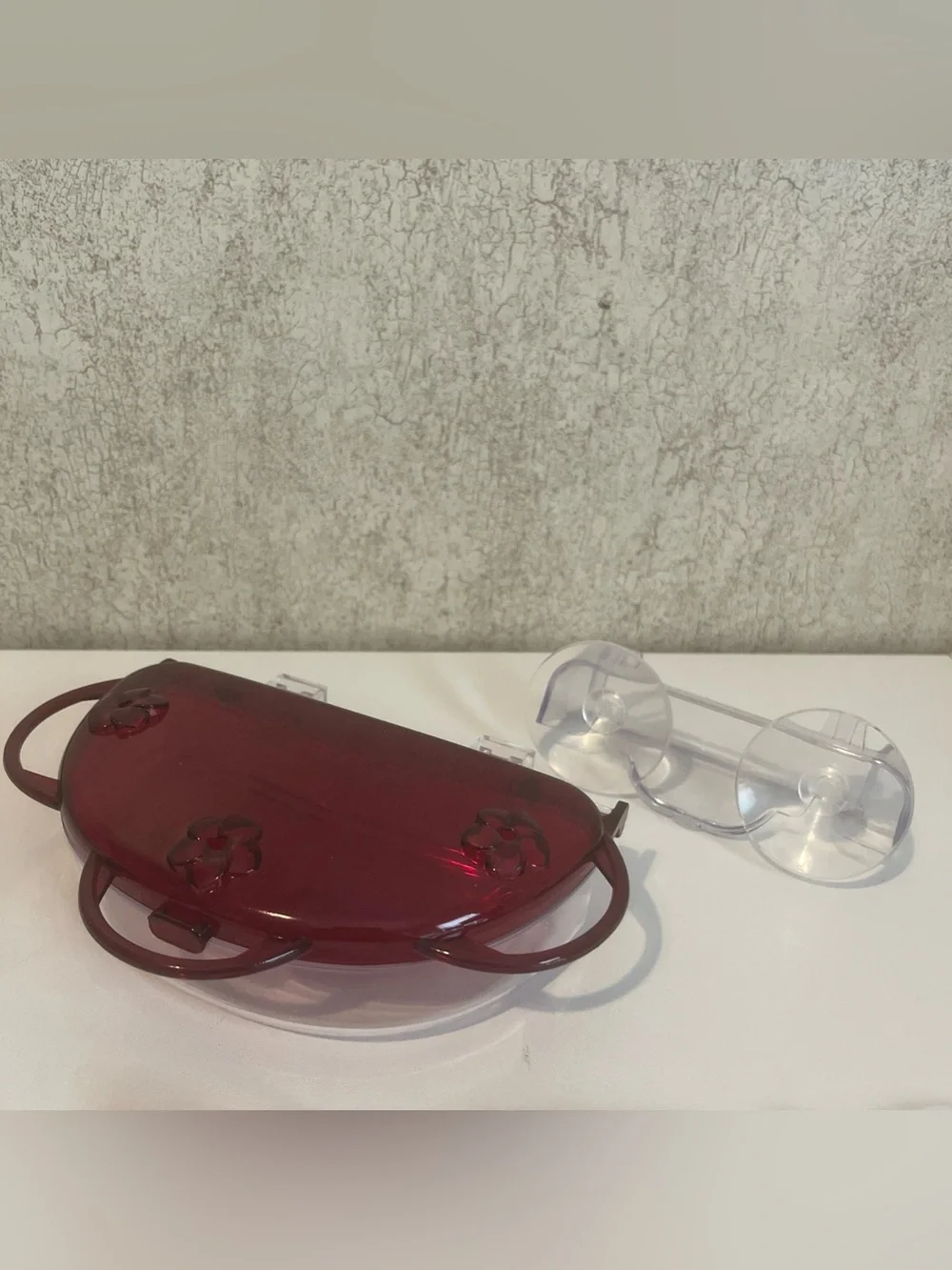 Window hummingbird feeder plastic suction 3 feeding holes new no box